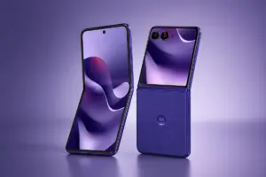 smartphone pighevole Motorola Razr 70